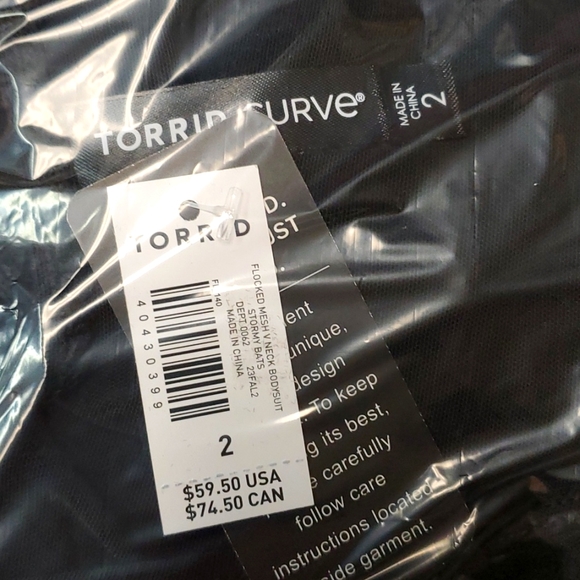 ❤️NWT VINTAGE TORRID BODYSUIT - BATS FLOCKED MESH SHEER LINGERIE - HALLOWEEN - Picture 6 of 14